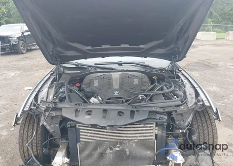 2016 BMW 550I xDrive из США, поврежденный, VIN WBAKP9C55GD981135